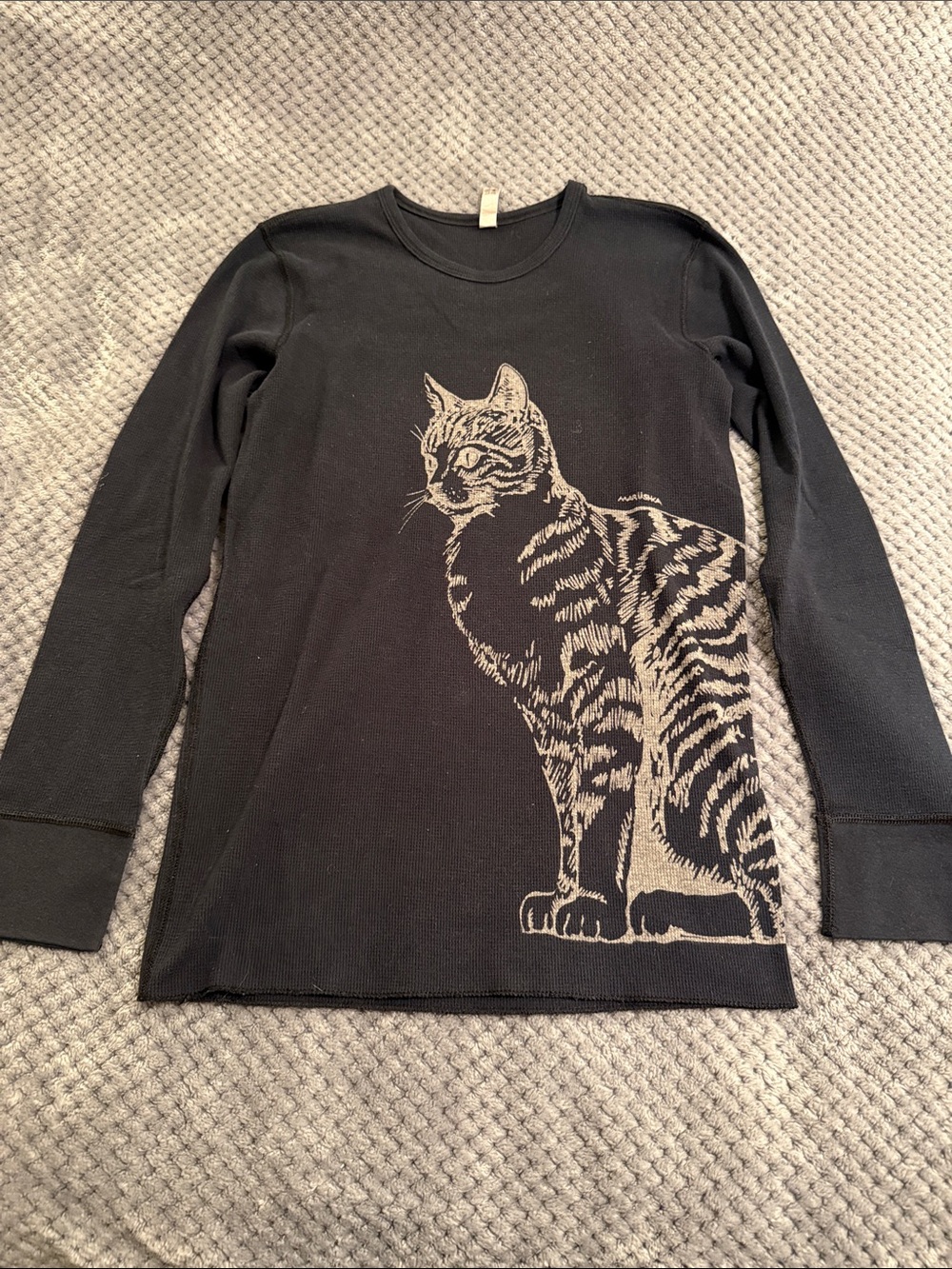 Women’s Black Cat Print Long Sleeve Henley Shirt Size Small
